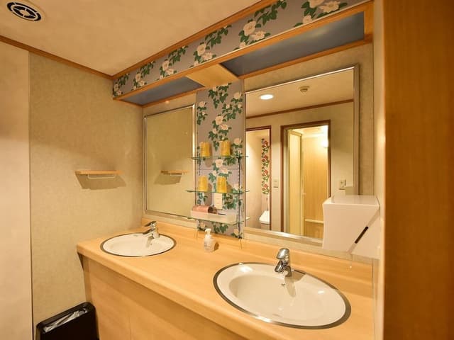 Japanese-style room 10 tatami mats
