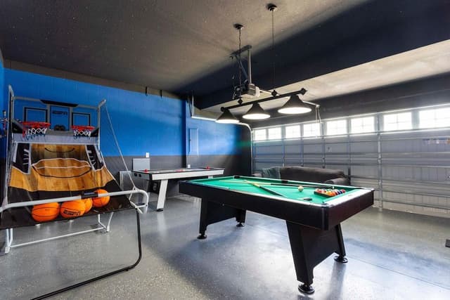 House, Multiple Beds (1520 FD 6BR Luxury Villa Pool, Game R)