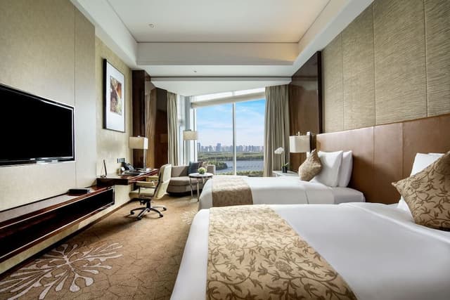 Premier Room, 2 Twin Beds, River View