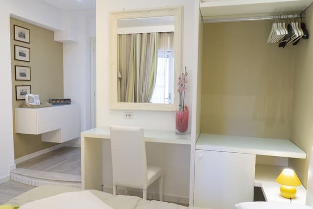 Double Room, Balcony