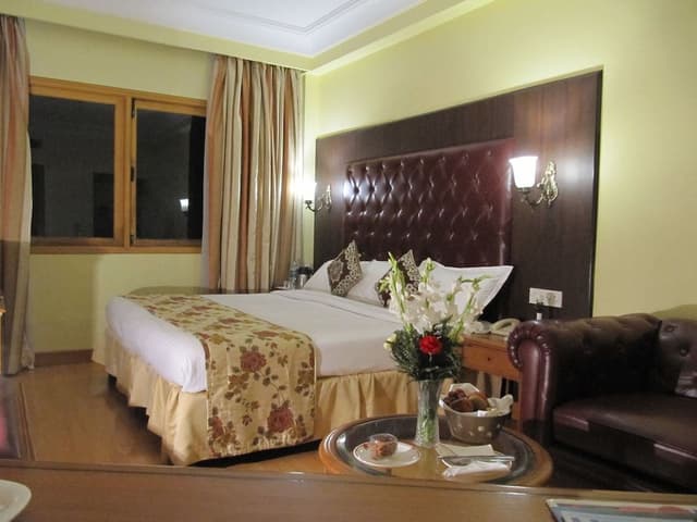 Superior Twin Room, 1 King Bed, Non Smoking, Garden View