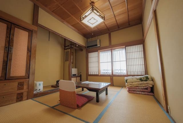 Japanese Tatami Room, Mountain view