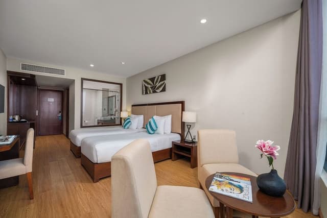 Superior Twin Room, City View