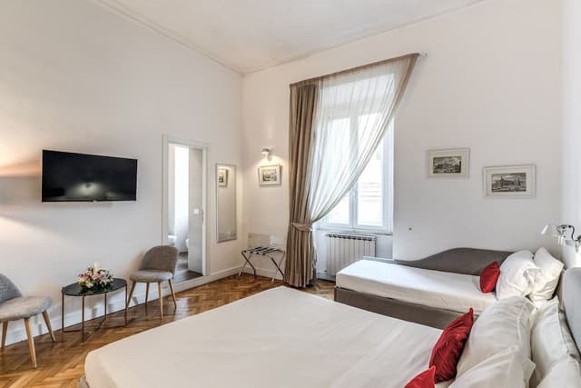Deluxe Triple Room