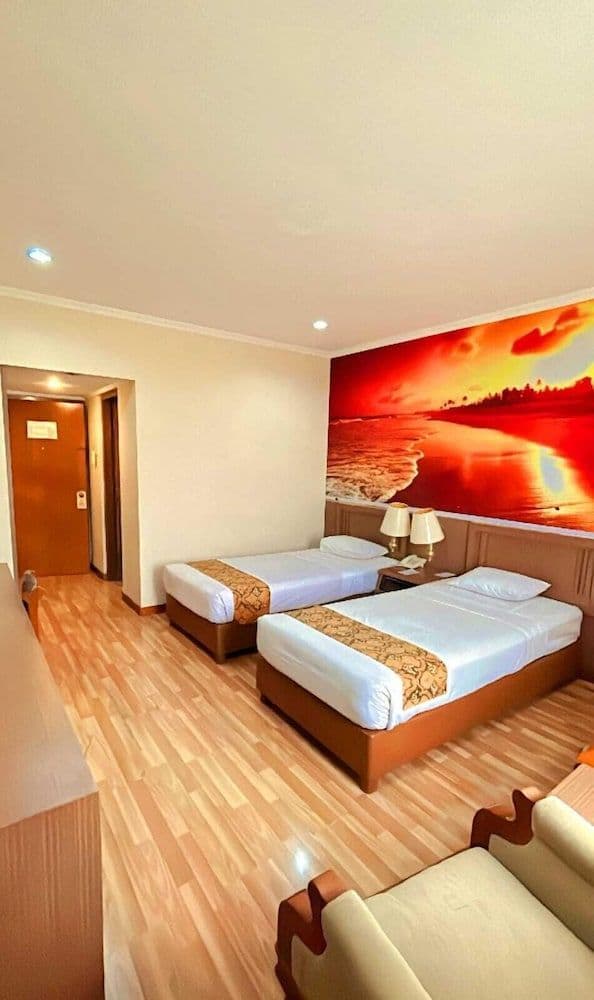 Economy Room