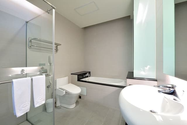 Business Quadruple Room