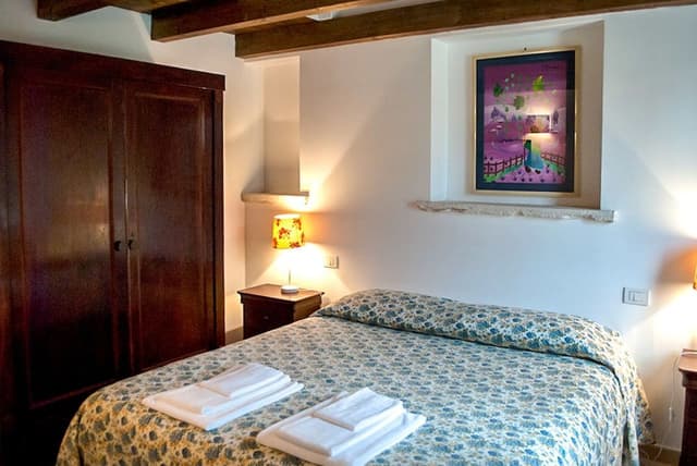 Romantic Apartment, 2 Bedrooms, Kitchenette