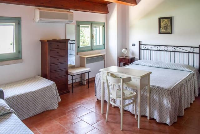 Romantic Apartment, 2 Bedrooms, Kitchenette