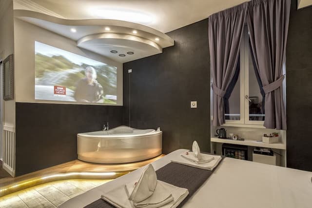 Deluxe Double Room, Jetted Tub