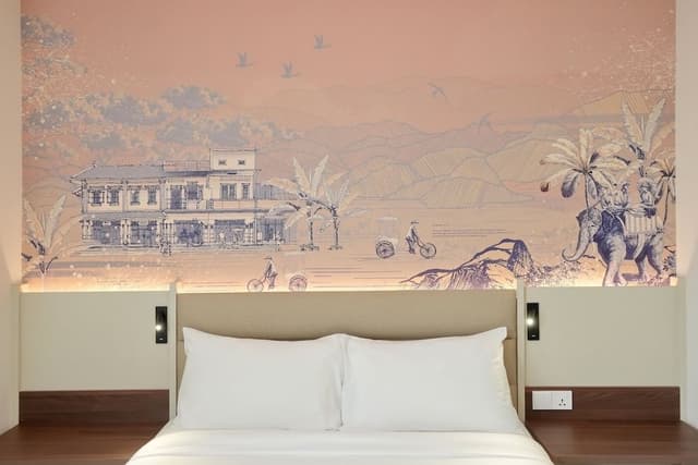 Deluxe Queen Room