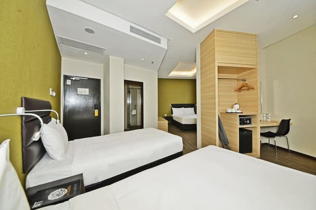 Deluxe Quadruple Room