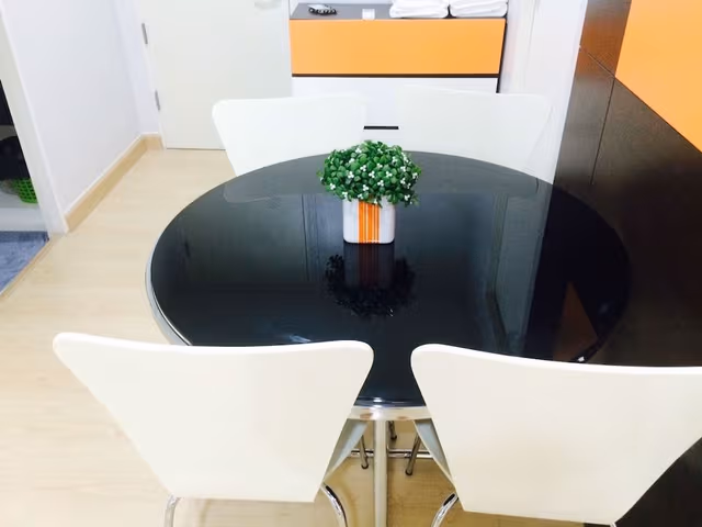 Room, 2 Bedrooms