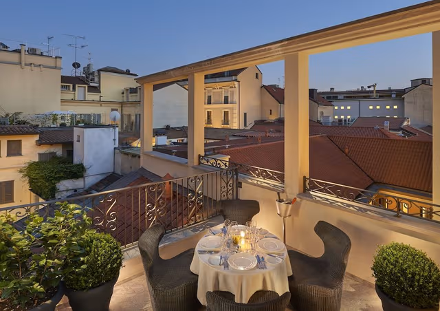 Junior Suite, 1 King Bed, Terrace