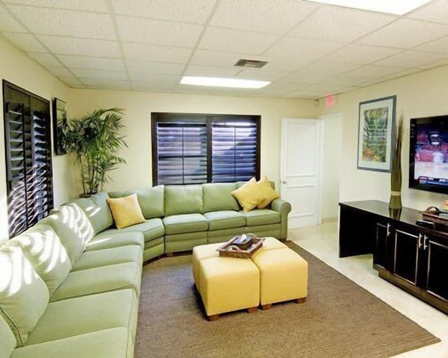 Townhome, 2 Bedrooms, Kitchen (3 Full Bathrooms)