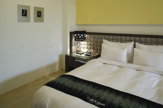 Business Deluxe Double Room