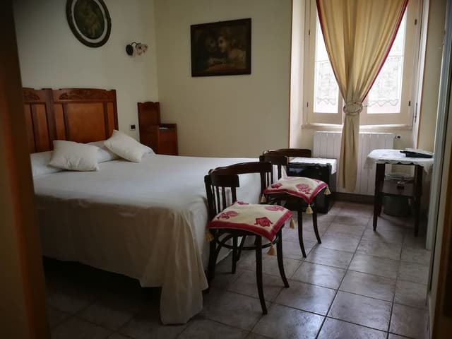 Classic Double or Twin Room, 1 Double or 2 Twin Beds, Private Bathroom (Liberty)