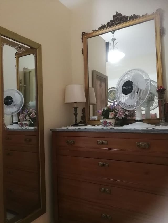 Classic Double or Twin Room, 1 Double or 2 Twin Beds, Private Bathroom (Liberty)