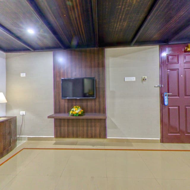 Basic Double or Twin Room