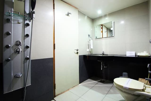 Basic Double or Twin Room