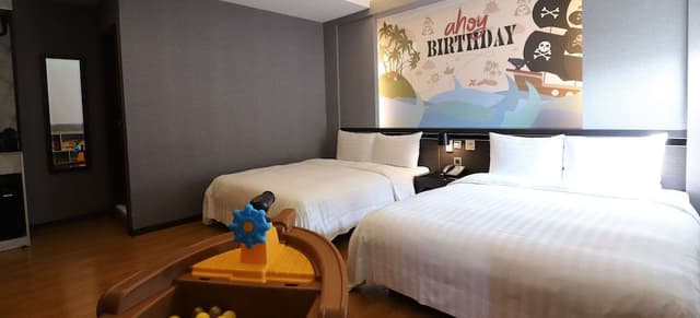 Senior Quadruple Room