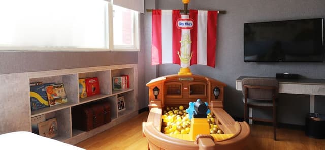 Senior Quadruple Room