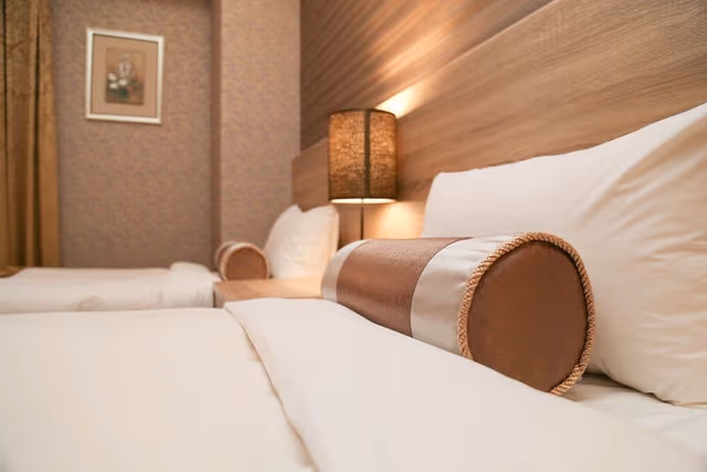 Standard Twin Room