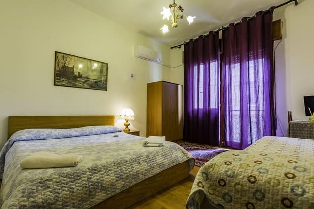 Triple Room, Shared Bathroom
