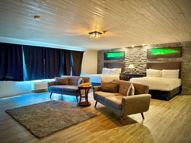 Standard Room, 2 Queen Beds, Non Smoking