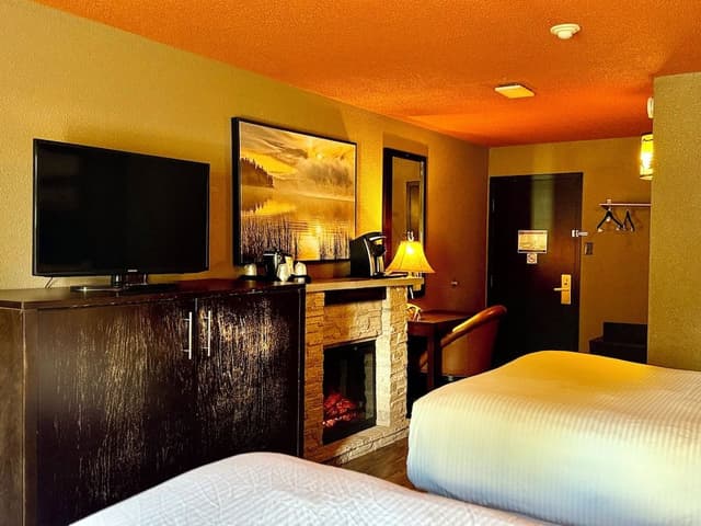 Standard Room, 2 Queen Beds, Non Smoking