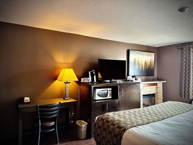 Standard Room, 1 King Bed, Non Smoking