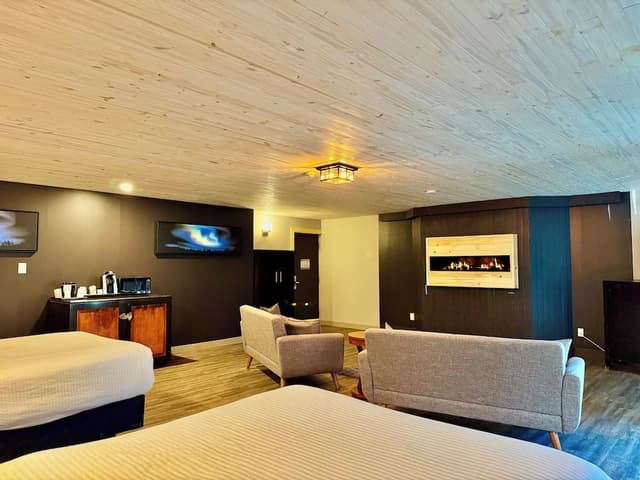 Standard Room, 2 Queen Beds, Non Smoking
