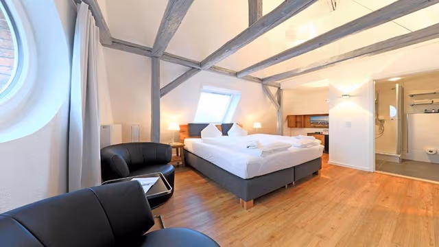 Deluxe Double Room, 1 Queen Bed, Harbor View