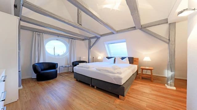 Deluxe Double Room, 1 Queen Bed, Harbor View