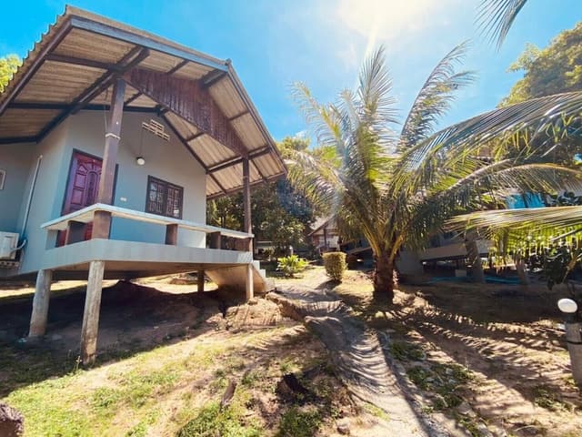 Standard Bungalow Triple room
