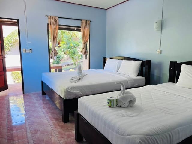 Standard Bungalow Triple room