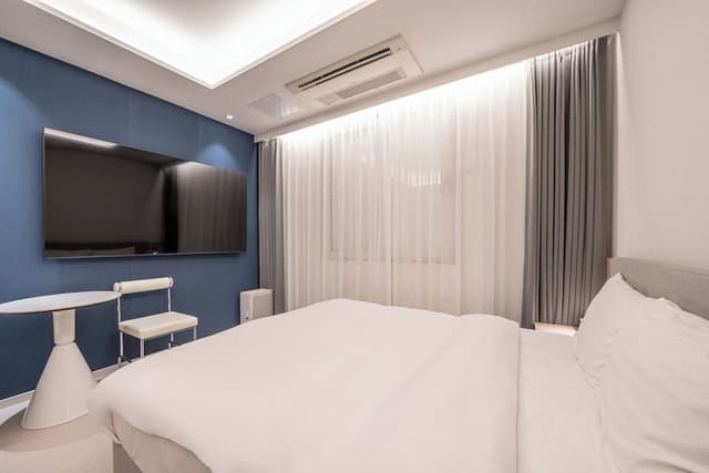 Suite Double [Free Semi Buffet Breakfast (Sun~Thu for 2 PAX / Fri~Sat & Public Holiday for 1 PAX)]