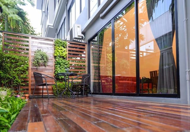 Duplex, 2 Bedrooms, Balcony, Garden View