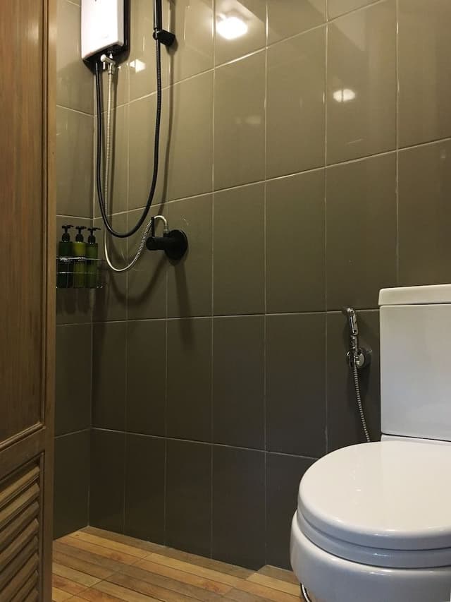 Standard Twin Room with Shared Bathroom