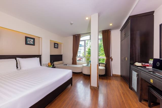 Deluxe Triple Room