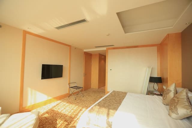 Room, 1 King Bed, Non Smoking