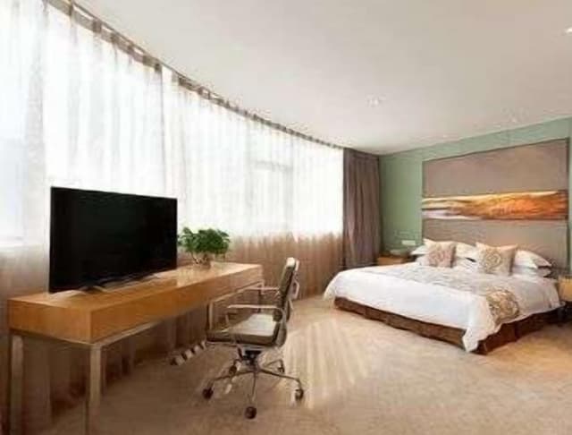 Deluxe Room, 1 King Bed