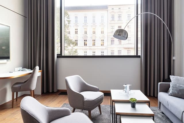 Deluxe Suite