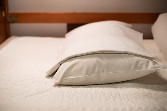 Dorm 6 Beds, Male Only
