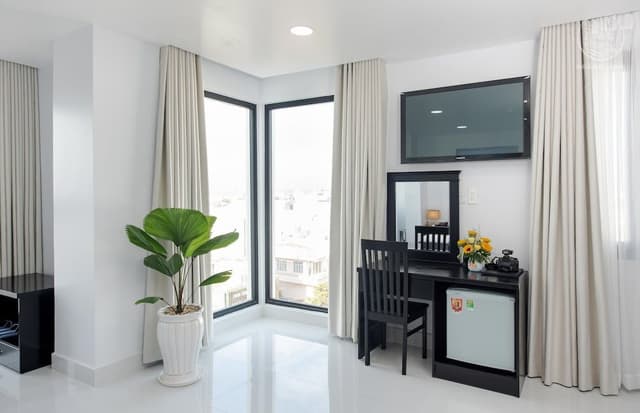 Deluxe Room, City View
