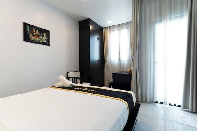Standard Room, City View