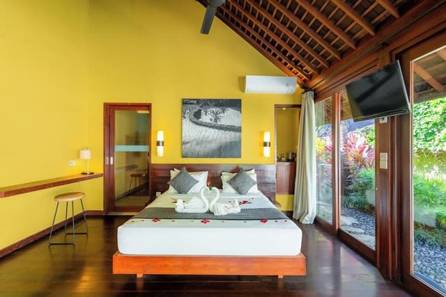 Pool Villa with Jungle View and Complimentary Afternoon Tea (Free 1x Floating Breakfast or Minibar)