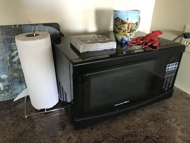 Deluxe Room, 1 Queen Bed, Kitchenette