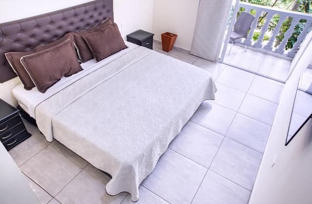 Deluxe Doble con Balcon