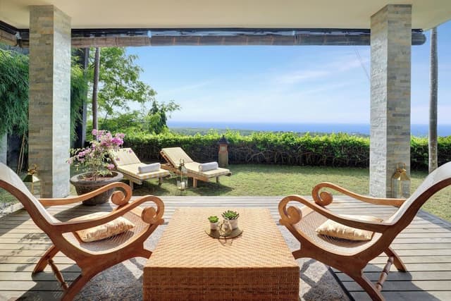 Raja - Five Bedroom Pool Villa with Ocean View