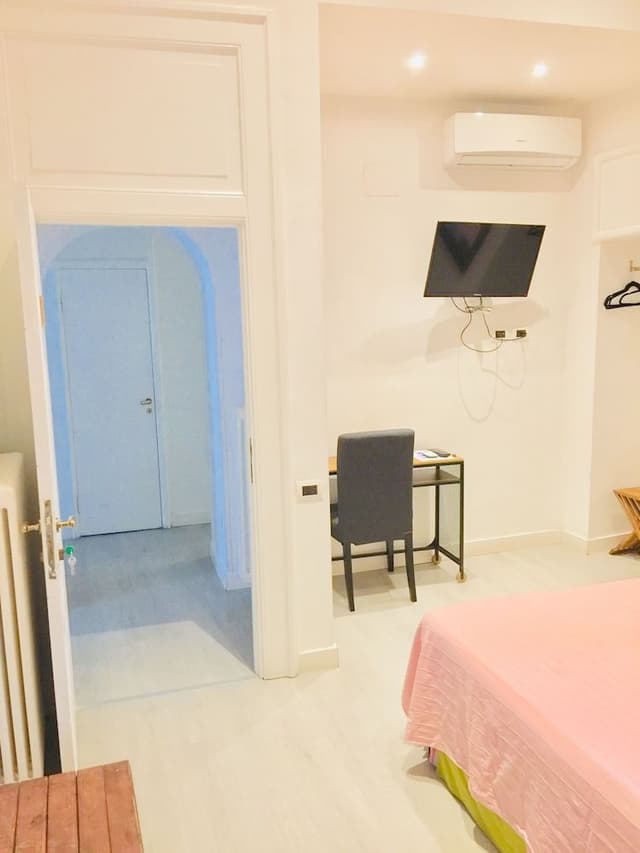 Economy Double Room, 1 Double Bed